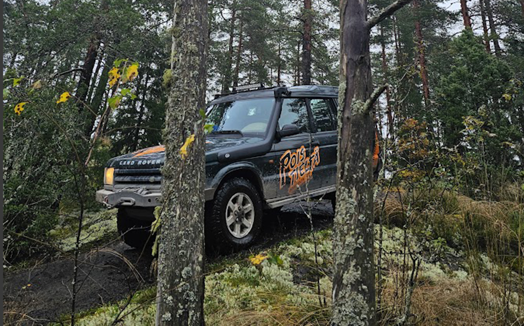 Maastoautosafarit - Pois Tieltä!